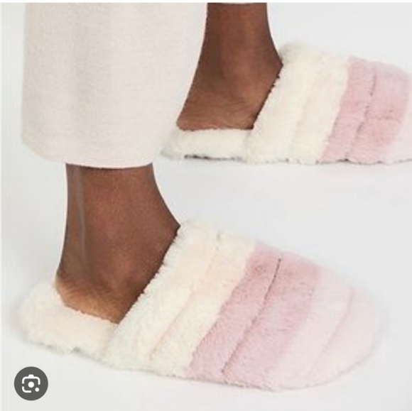 NEW Madewell Quilted Color Block Scuff Slippers in Recycled Faux Fur  6 - Picture 1 of 8
